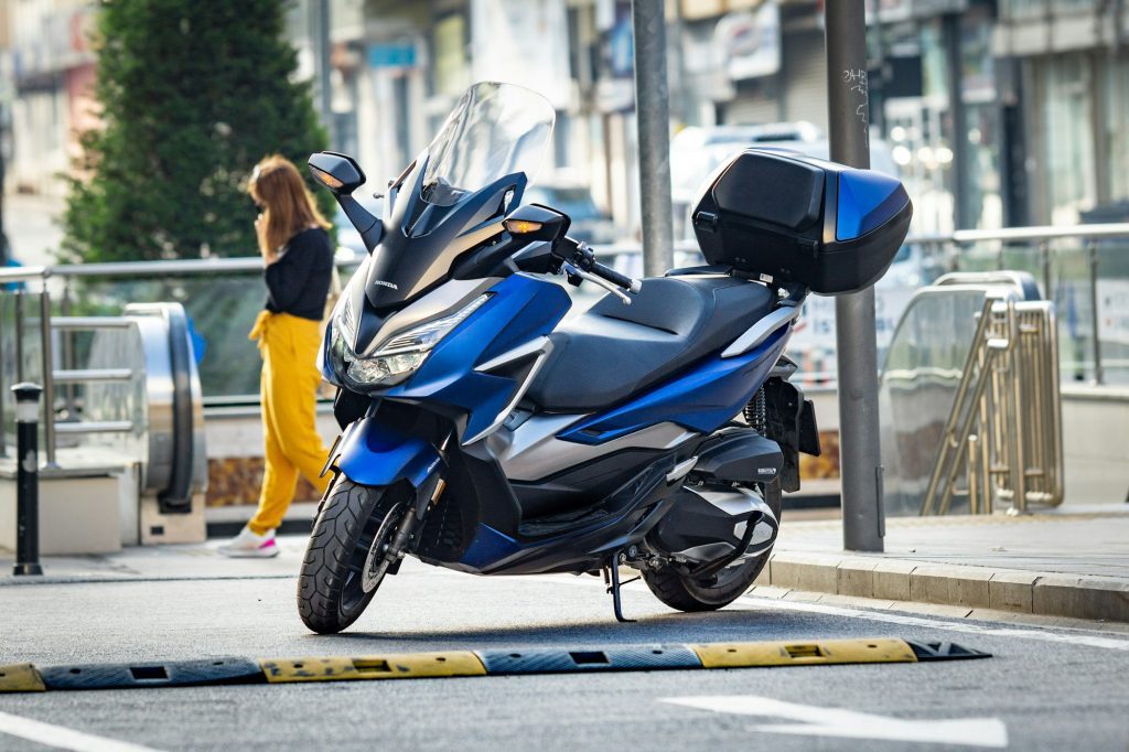 Motorfiets leasen als ondernemer: wanneer is het fiscaal interessant?